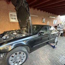 Mercedes Benz E550 W211