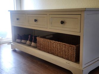 Wooden cream distressed she bench and storage
