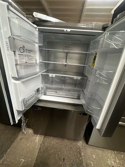 Counter depth French door Lg Refrigerator