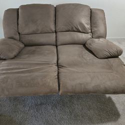 Two Seater Reclining Couch 
