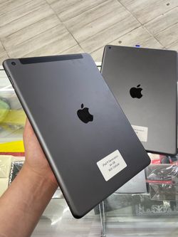 Like new iPad gen 9! Buy cash or $50 down!
