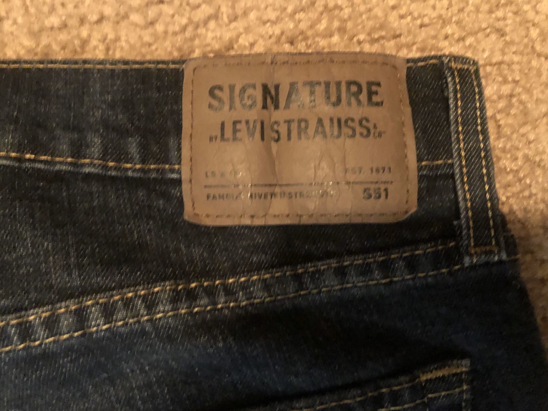 Men’s Levi Jeans