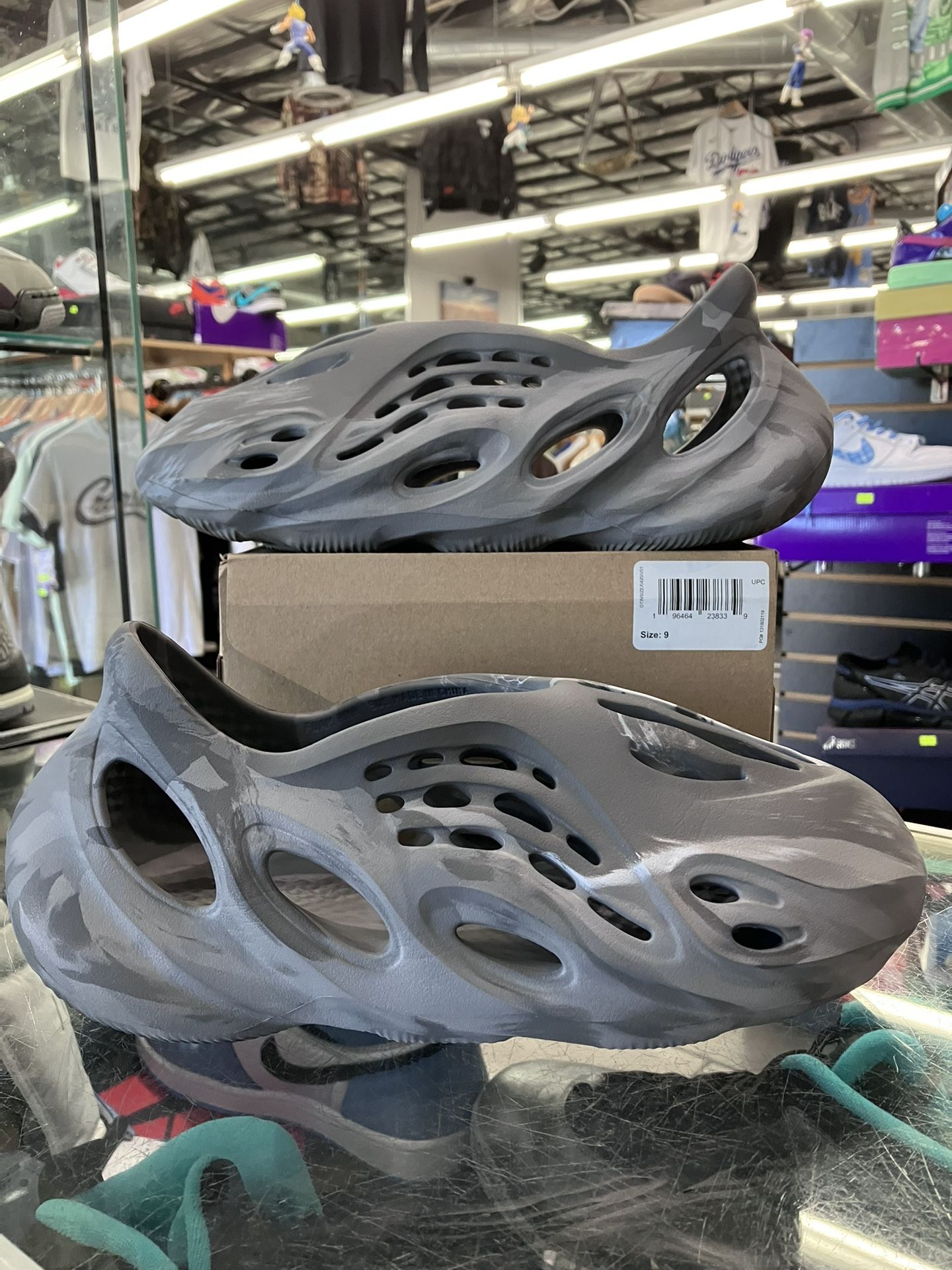 Adidas Yeezy Foam RNR MX Granite