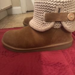 UGGs Shaina knit Boot, Chestnut $50 No Box