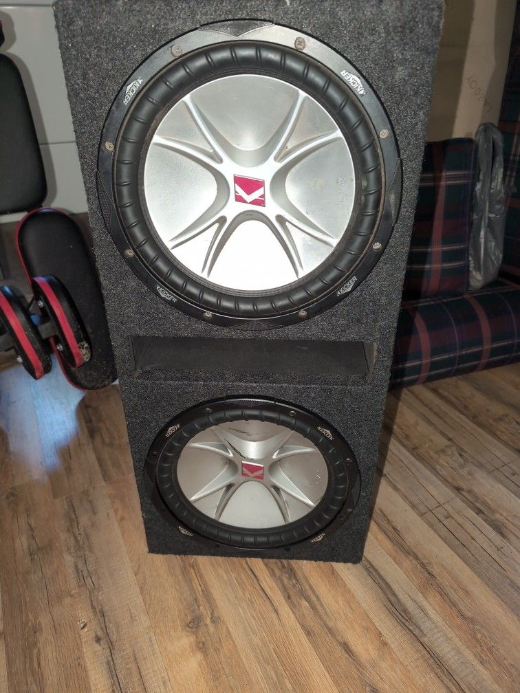 Kicker 12 SUBS And Double d Amp. 2 Other Amps