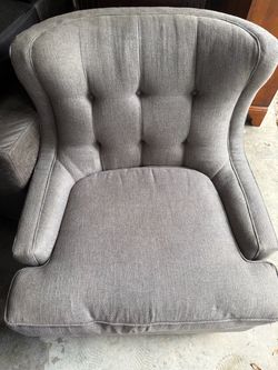 Gray Tufted Fabric Accent Chair