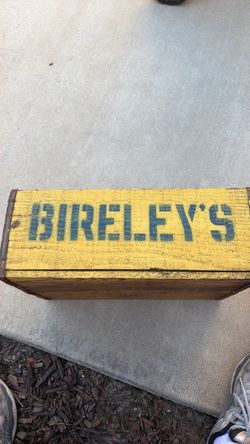 Vintage fruit box