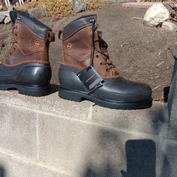 Brand New Men's 10 M Size Boots