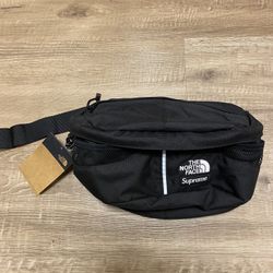 New Supreme/North face Bag 