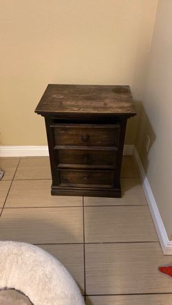 Dresser/night stand