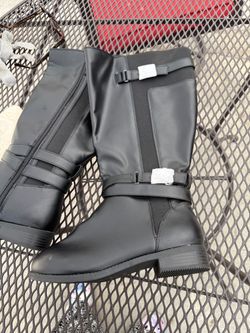 Black Knee-High Riding Boots with Buckle Detailsize 7 w para pie y Chamorro muy ancho