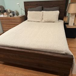 Queen Wood Bed Frame