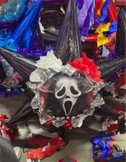 Scream! Halloween bola star pinata