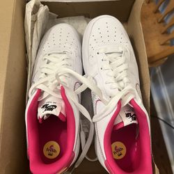 Nike Woman’s Air Force One Shoes