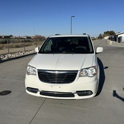 2013 Chrysler Town & Country
