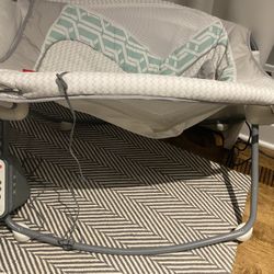 Fisher Price Rocking Basinet