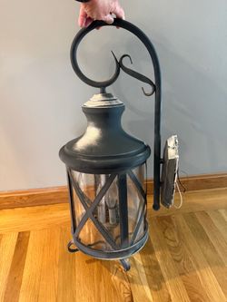 Black Iron Outdoor Wall Lantern Light Fixture