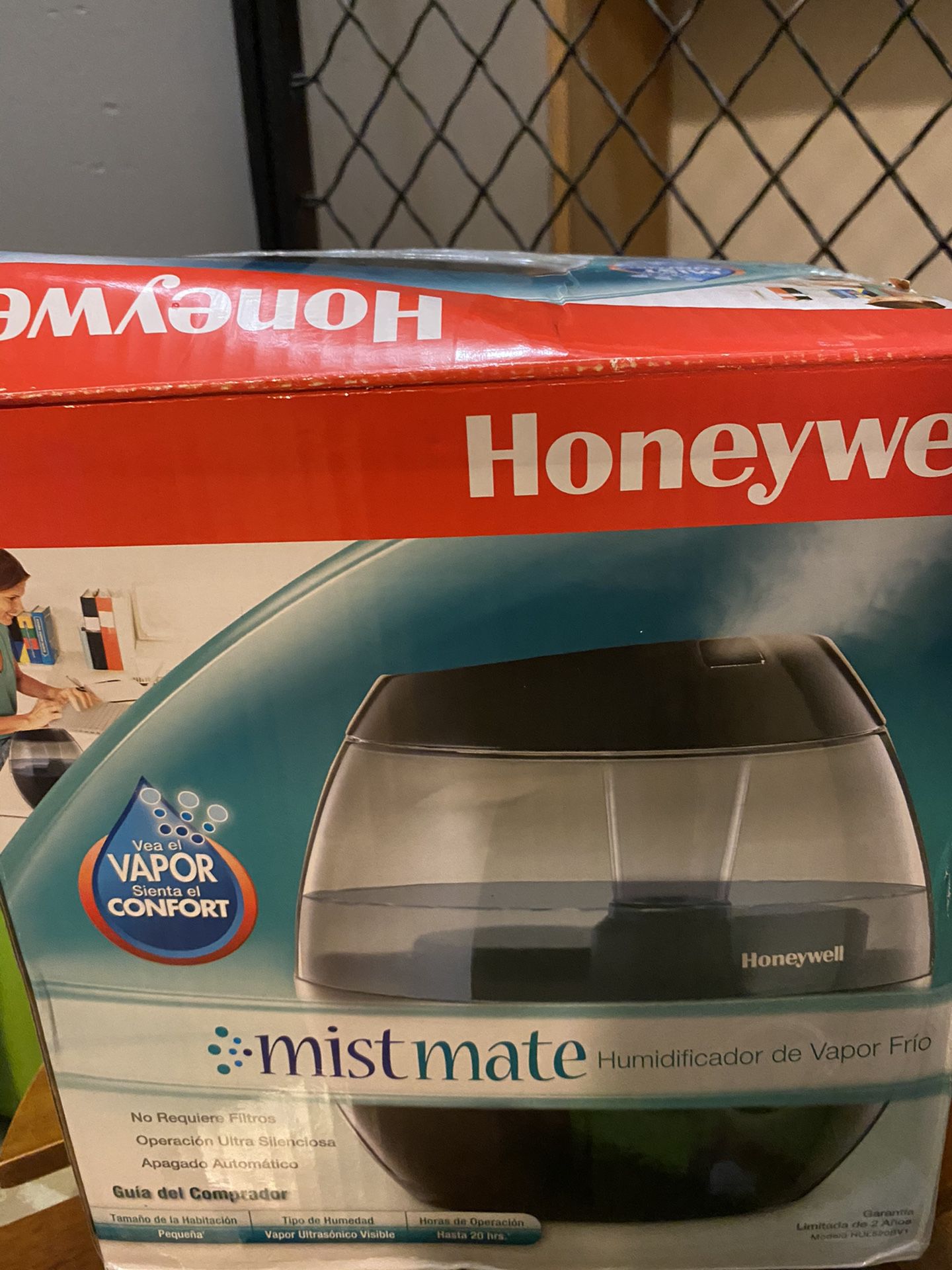 Small humidifier Honeywell