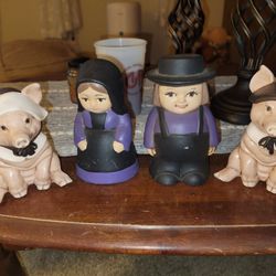 Porcelain Pigs An Amish