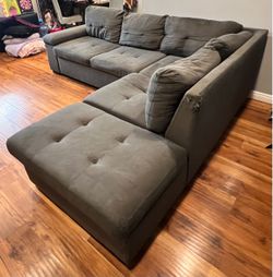 Gray Fabric Sectional Sofa with Chaise