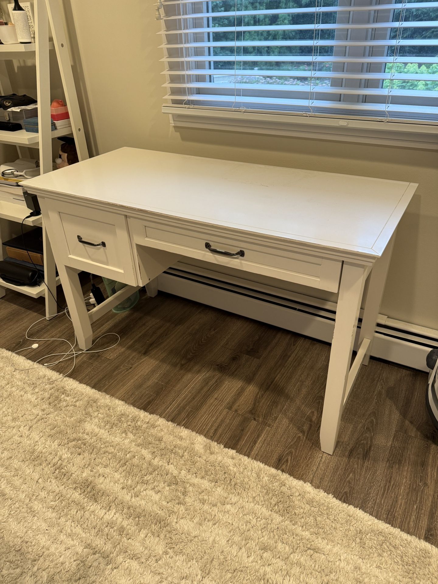 Pottery Barn teen Hampton White Desk