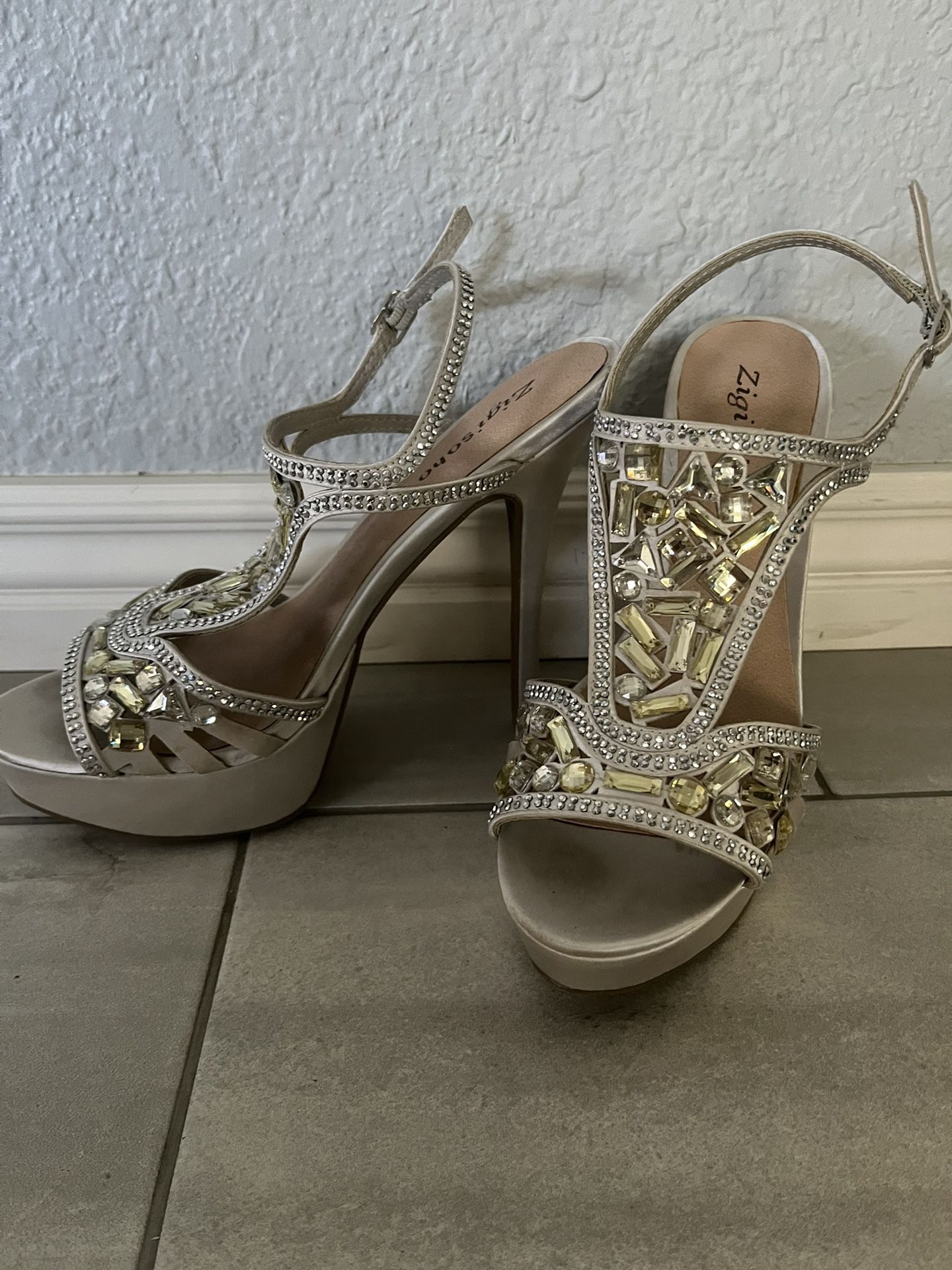 Gorgeous Heels - Brand New 