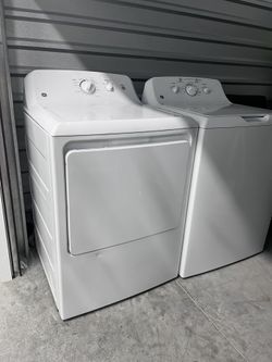 GE washer and dryer set Both work great delivery and instalation available Really good conditions