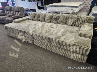Oversize Doble Chaise Corduroy Foam Compress $799 Floor Moddel Reg $989