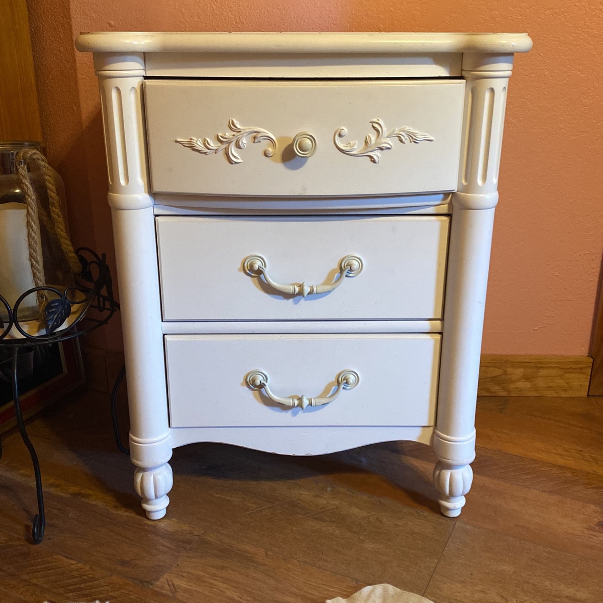 Small Drawer Chest