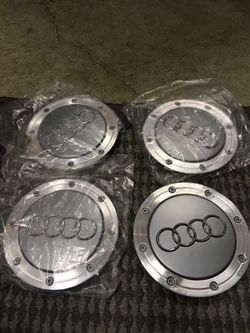 Genuine Audi set of center cap
