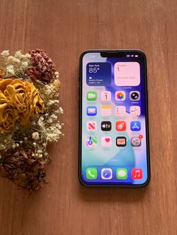 iPhone 13 ( Unlocked) 128gb black color