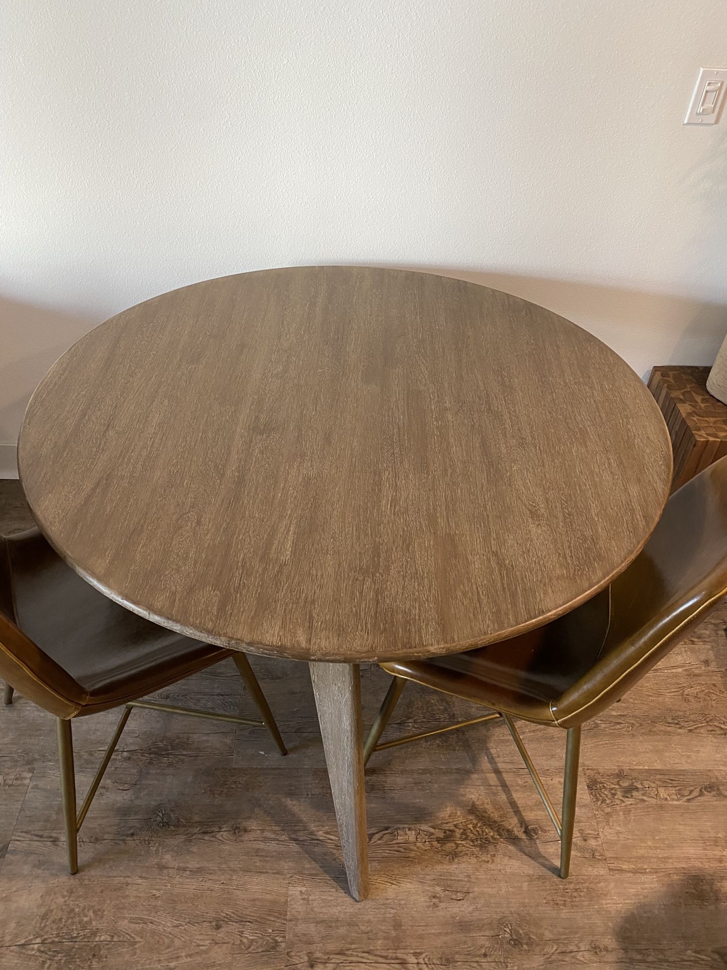 West Elm Omni Dining Table 250 OBO for Sale in Pasadena, CA OfferUp