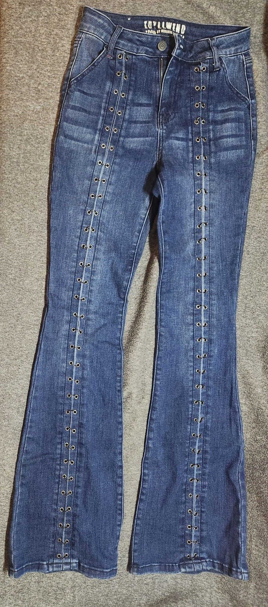 IDYLLWIND FUELED BY MIRANDA LAMBERT JEANS