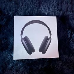 Black Airpod Max Headphones 