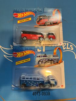 Hot Wheels Custom Volkswagen Hauler 2-Pack