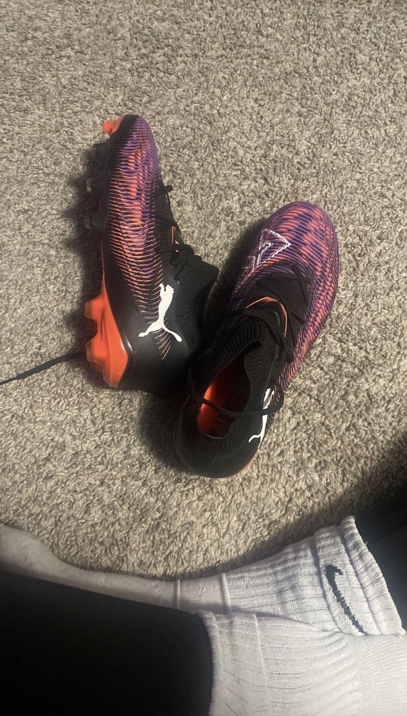 Puma Soccar Cleats