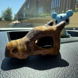 Hand-Carved Tiger’s Eye Skull – 3” Crystal Carving with Natural Chatoyancy