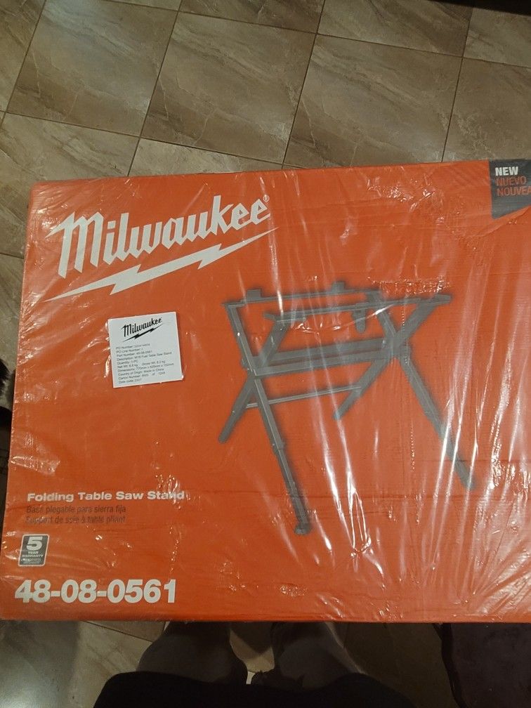 Milwaukee Folding Table Saw Stand!!!