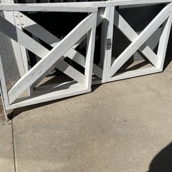 Solid wood (2) are connected- 2 can easy assembly or disassemble- 30 inches high / 27.5inches wide - total of 4