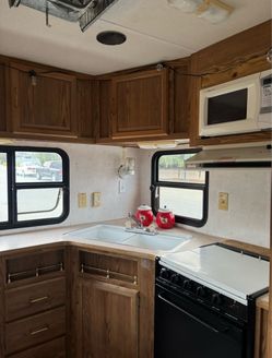 1994 Fleetwood Prowler RV