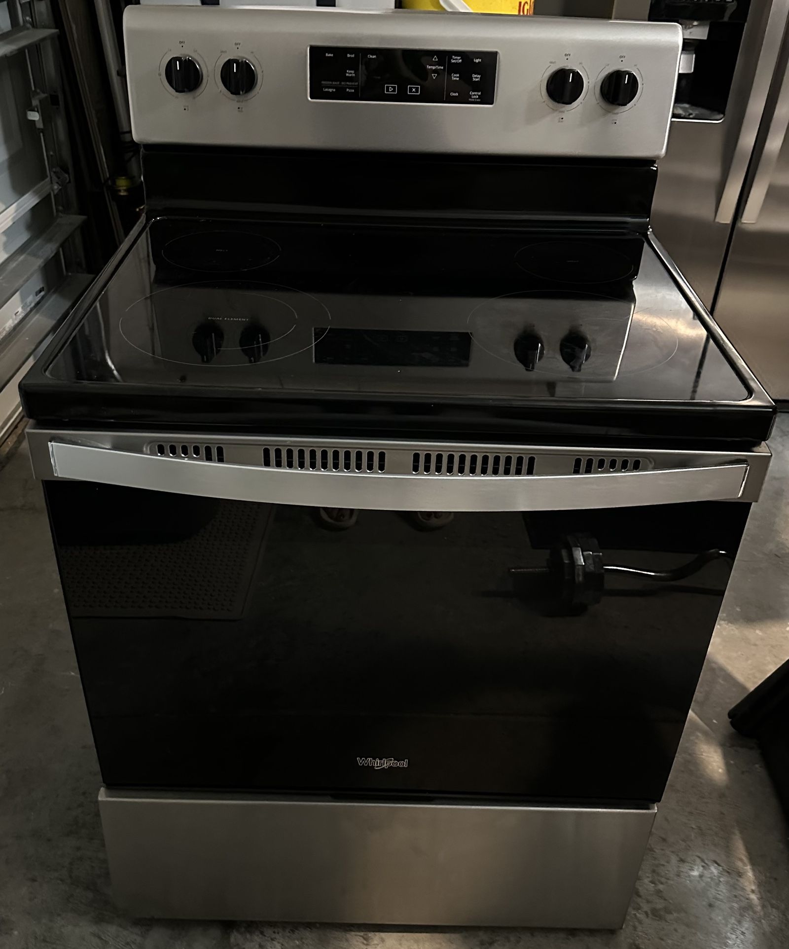 Whirlpool Electric Range For Sale!