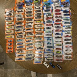 HOTWHEELS AND MATCHBOX COLLECTION