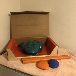 Vintage 1962 Ideal Bob The Beetle Indoor/Outdoor Skill Game Complete With Box
