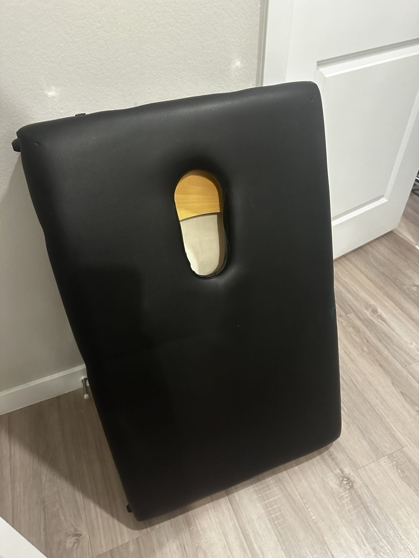 Massage Table 