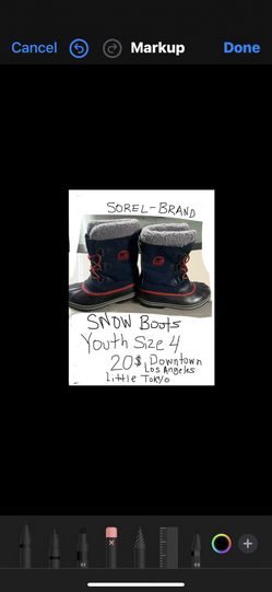 Snow Boots YOUTH SIZE 4. Pick up downtown LA Little Tokyo area $20 exact cash or Zelle.