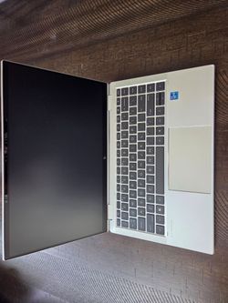 HP EliteBook 1080 model  G8