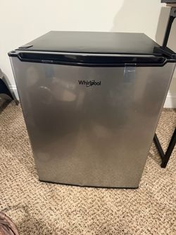 Whirlpool Mini Refrigerator