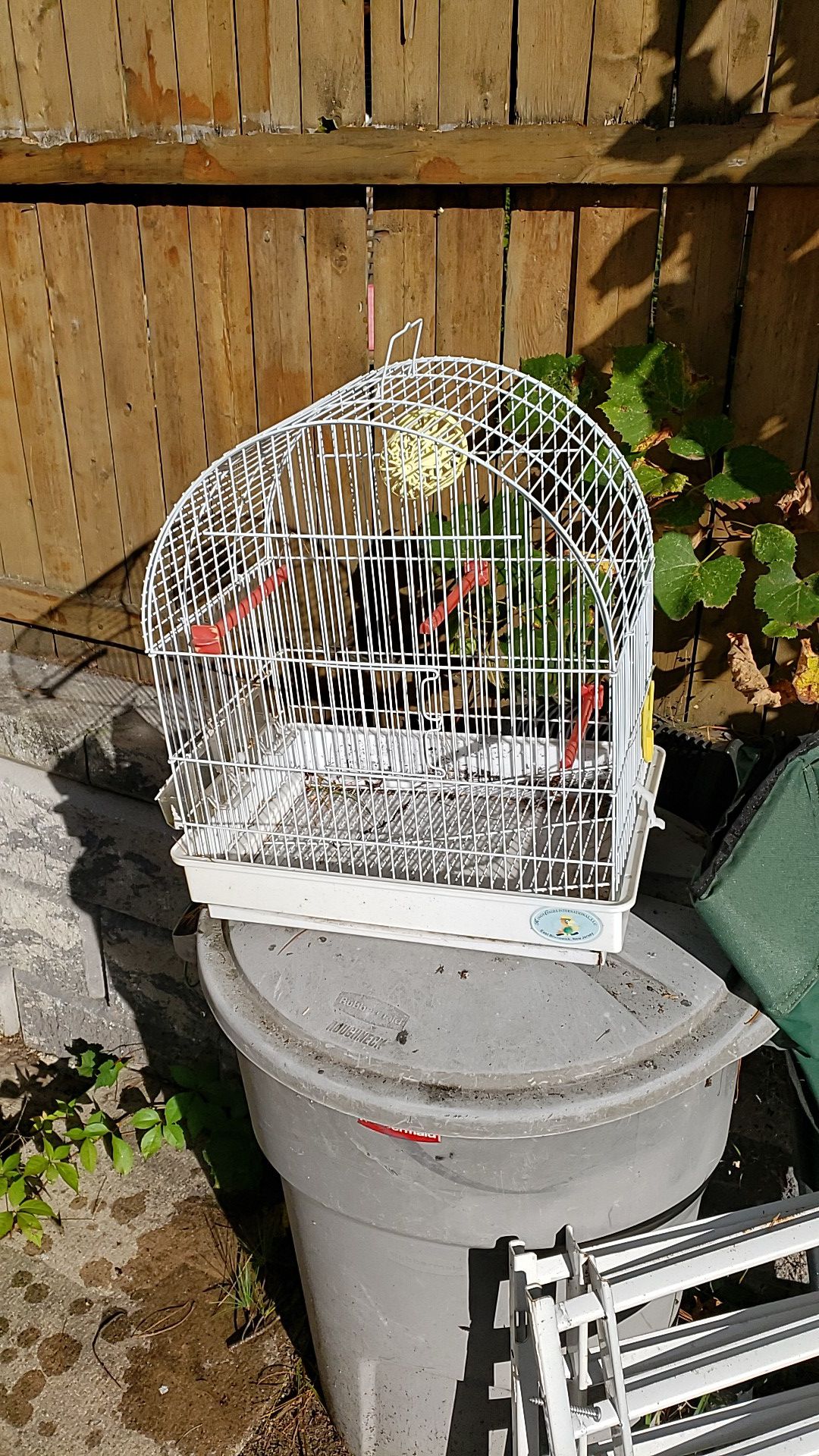 Bird cage 16"×11"×19"