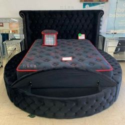 Round Shaped Velvet Bed Frame 