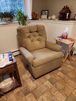 Small Recliner
